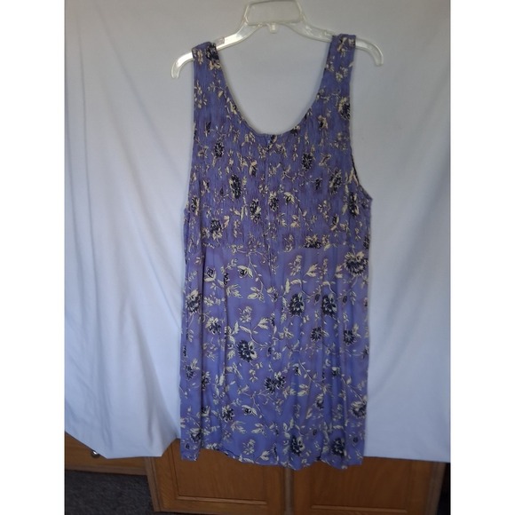 Womans Purple with Flowers Dress - Picture 5 of 5